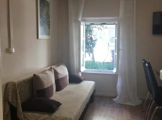 Lägenhet Ellis Old Town *